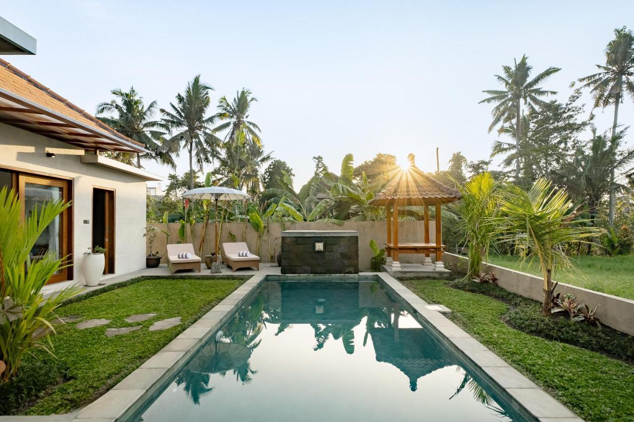 Suarga Loka Ubud Villa Extérieur photo