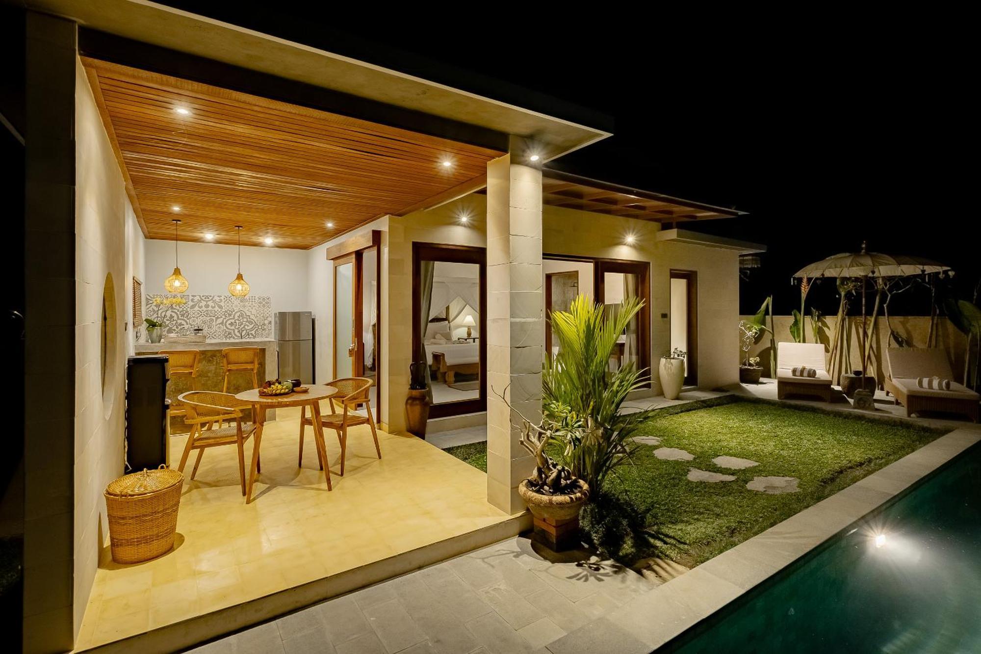 Suarga Loka Ubud Villa Extérieur photo