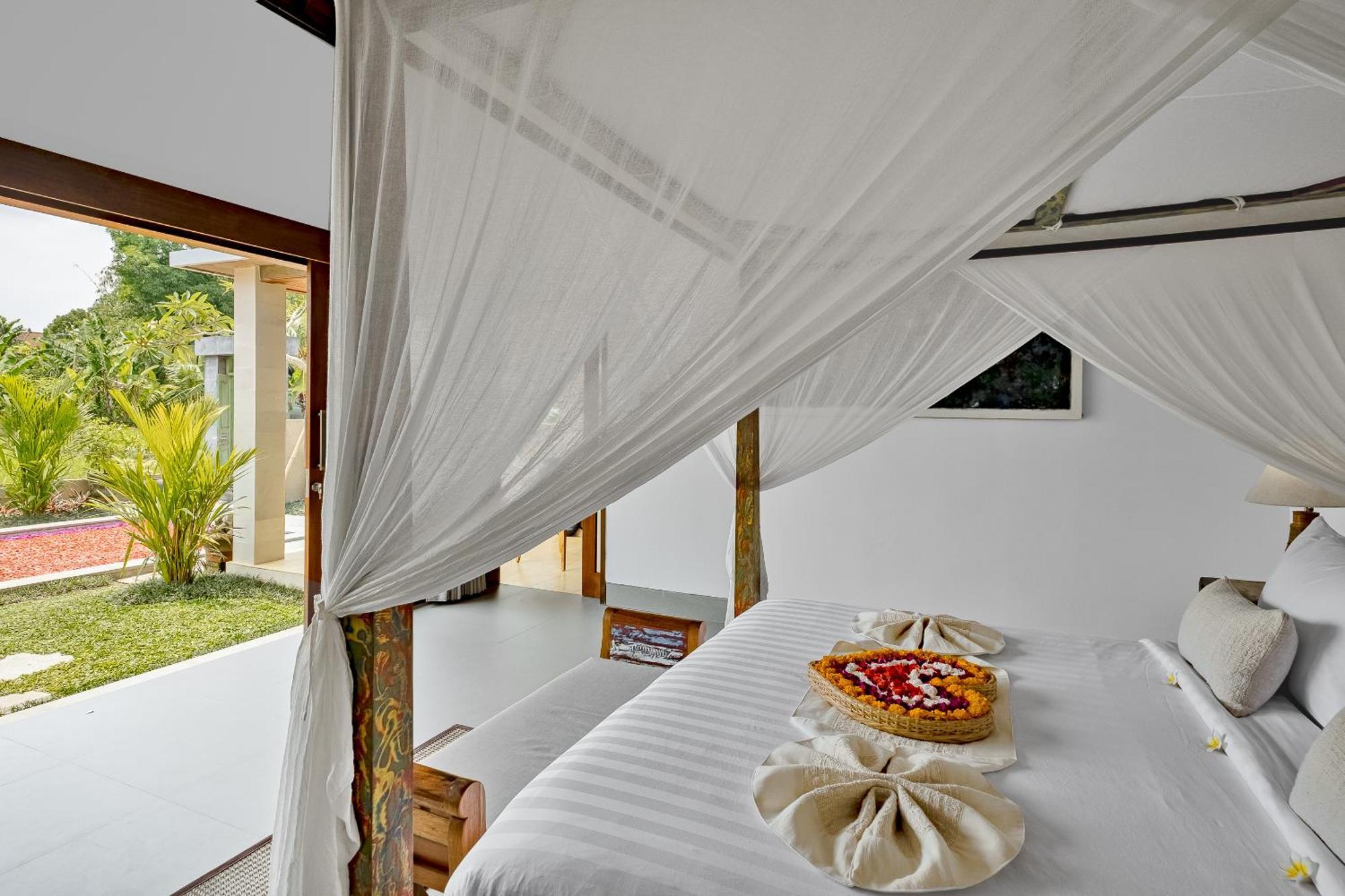 Suarga Loka Ubud Villa Extérieur photo